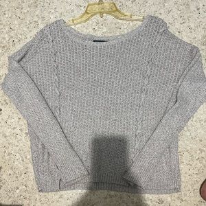 Beautiful sweater size Medium.